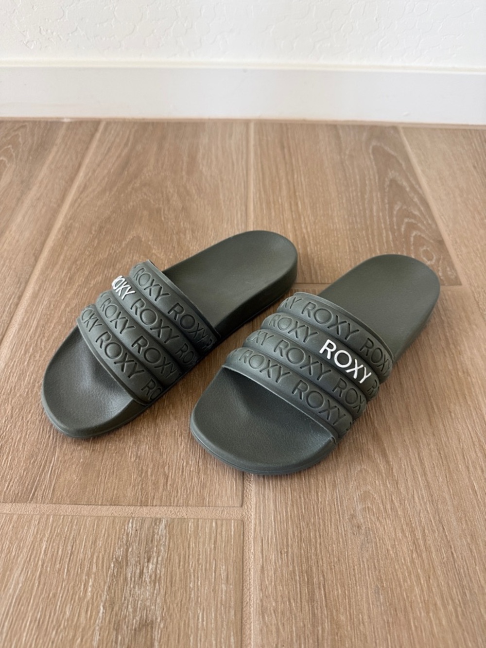 Roxy Olive Green Triple-Strap Slide Sandals